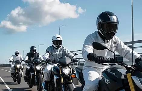 スキーヘルメット用Bluetoothヘッドホンはウィンタースポーツの究極のアップグレード？OHMIEXが最適な選択肢となる理由とは？