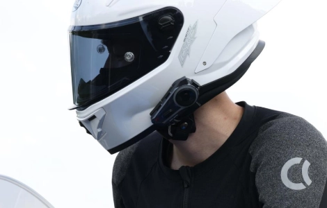 ヘルメットコミュニケーション製品
